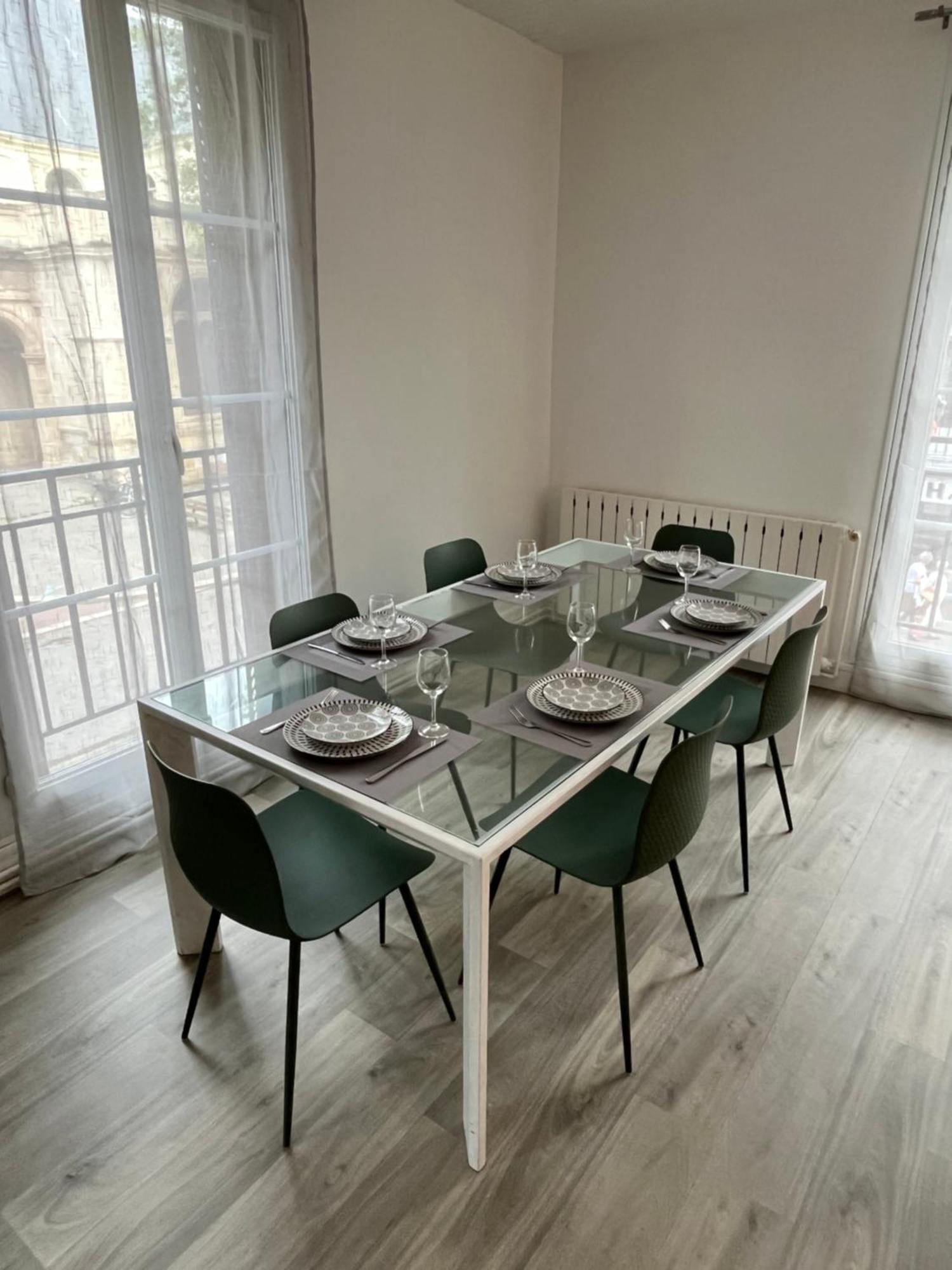 Vivez Au Coeur Historique - St Francois - Grand Appartement Confortable Le Havre Exterior photo